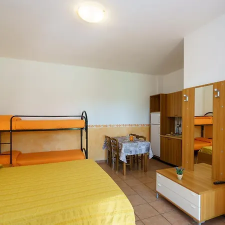 Alloggio per agriturismo Serafina *