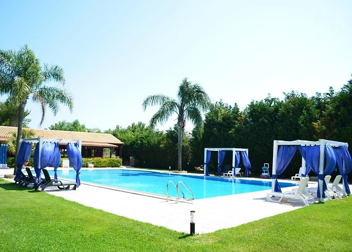 Serafina Farm stay *